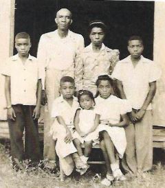 Bill_Angie Rhodes n Grandchildren